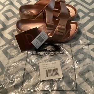 NWT Women’s Brown Oak Comfort Slides Double Buckle Adjustable EVA Flat Sandals